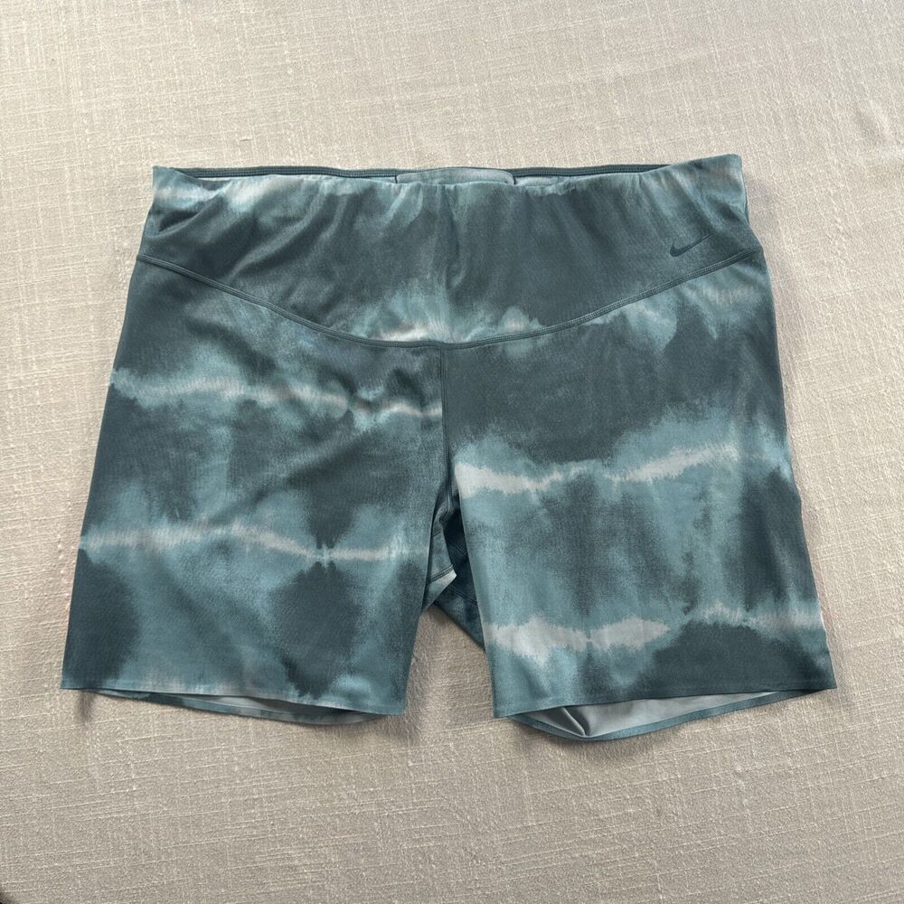 Nike Plus Size 3X One Luxe 7" Mid-Rise Women's Training‎ Shorts Tie Dye Look